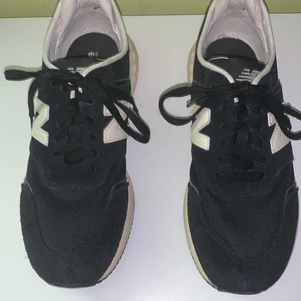 New Balance Athletic sneakers size 8 - Picture 4 of 12